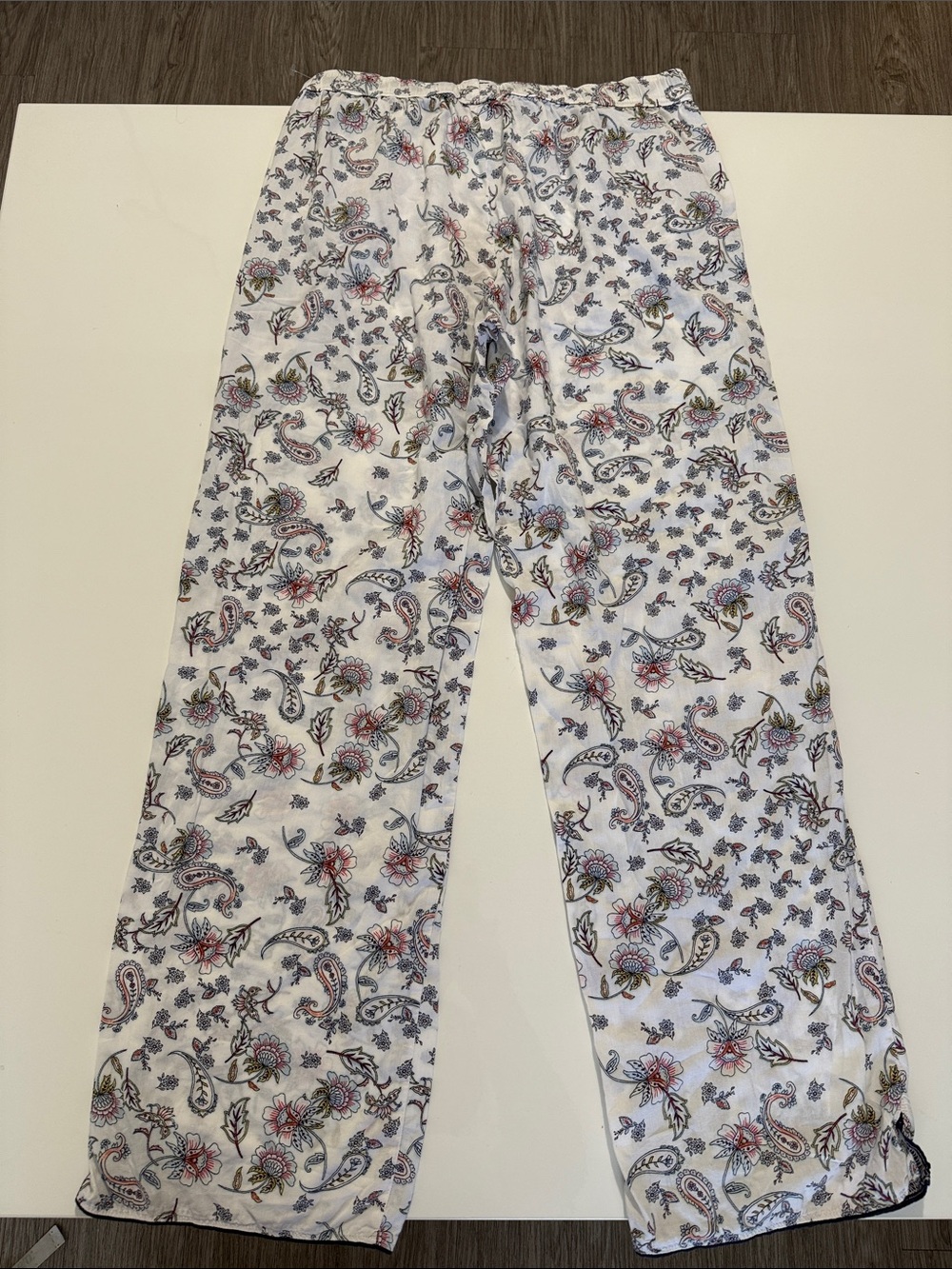Victoria's Secret White Paisley Floral Lounge Pants with Black Drawstring Sz M - Picture 9 of 10